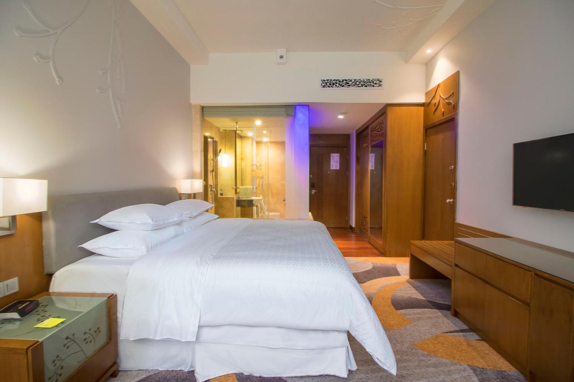 Four Points By Sheraton Manado Zewnętrze zdjęcie
