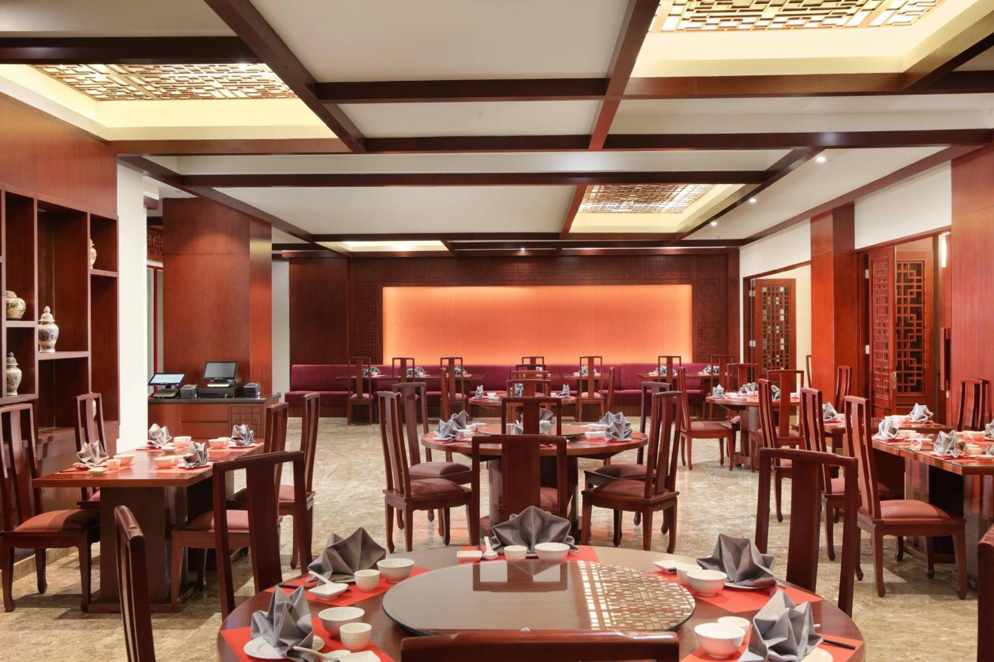 Four Points By Sheraton Manado Zewnętrze zdjęcie